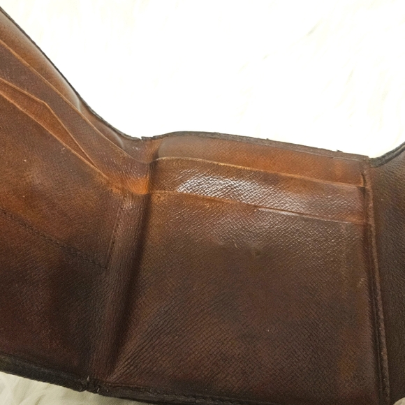 Vintage Louis Vuitton Wallet - Picture 2 of 8